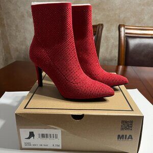 MIA Bootie New In Box Size 8.5